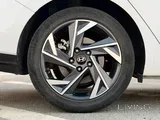 Hyundai Elantra 2024 - 1.5L, Under Warranty